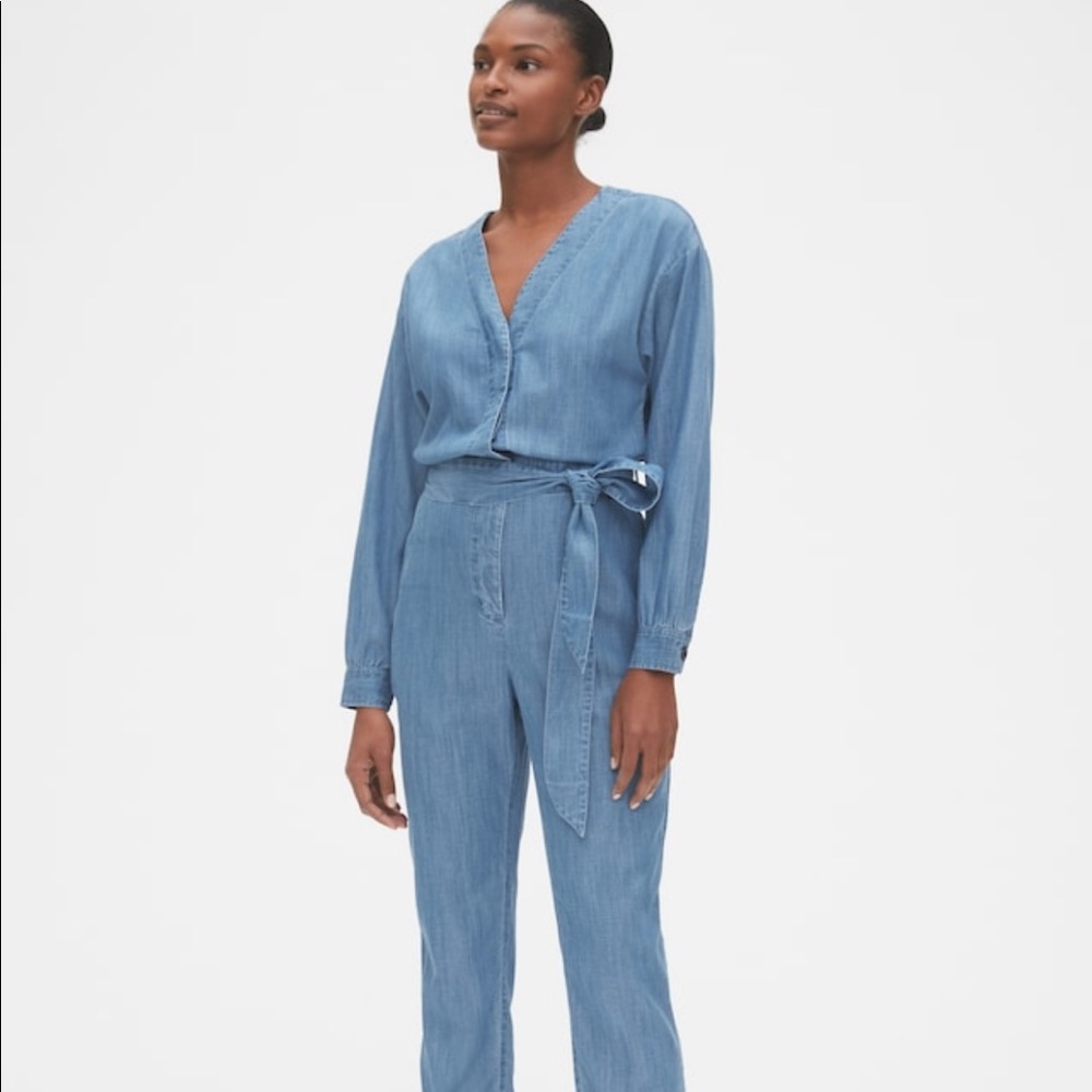 V-Neck Light Blue Denim Jumpsuit